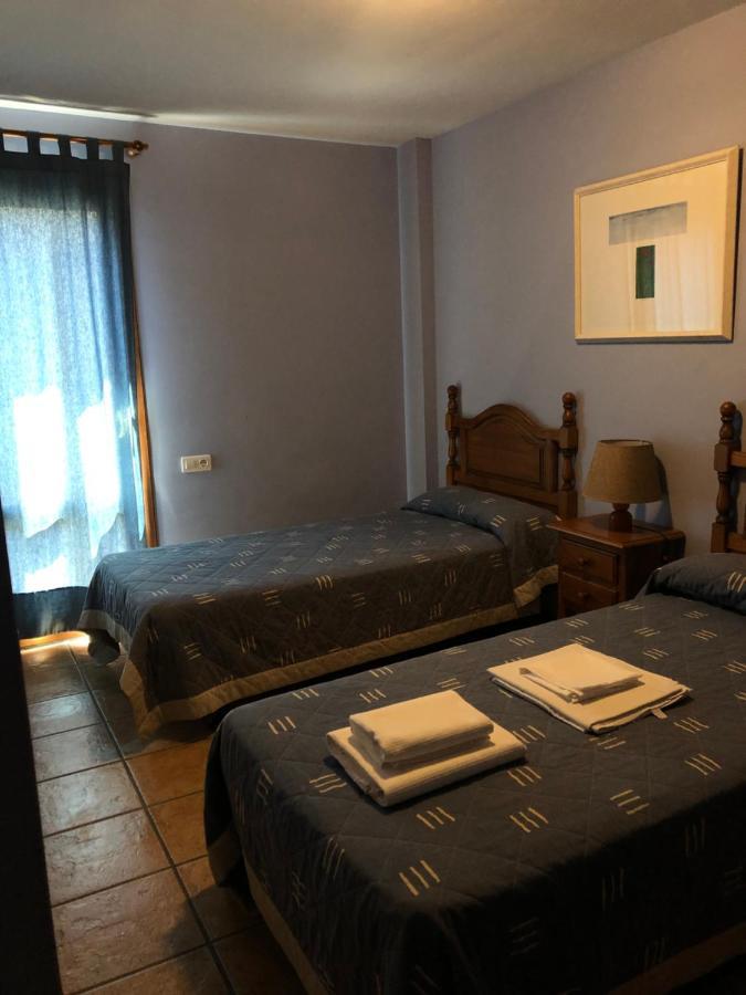 Apartamentos Turisticos San Juan De La Pena Santa Cruz De La Seros Exterior photo